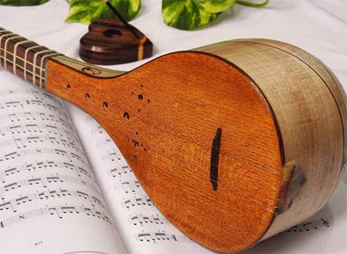 آهنگ بی کلام سه تار